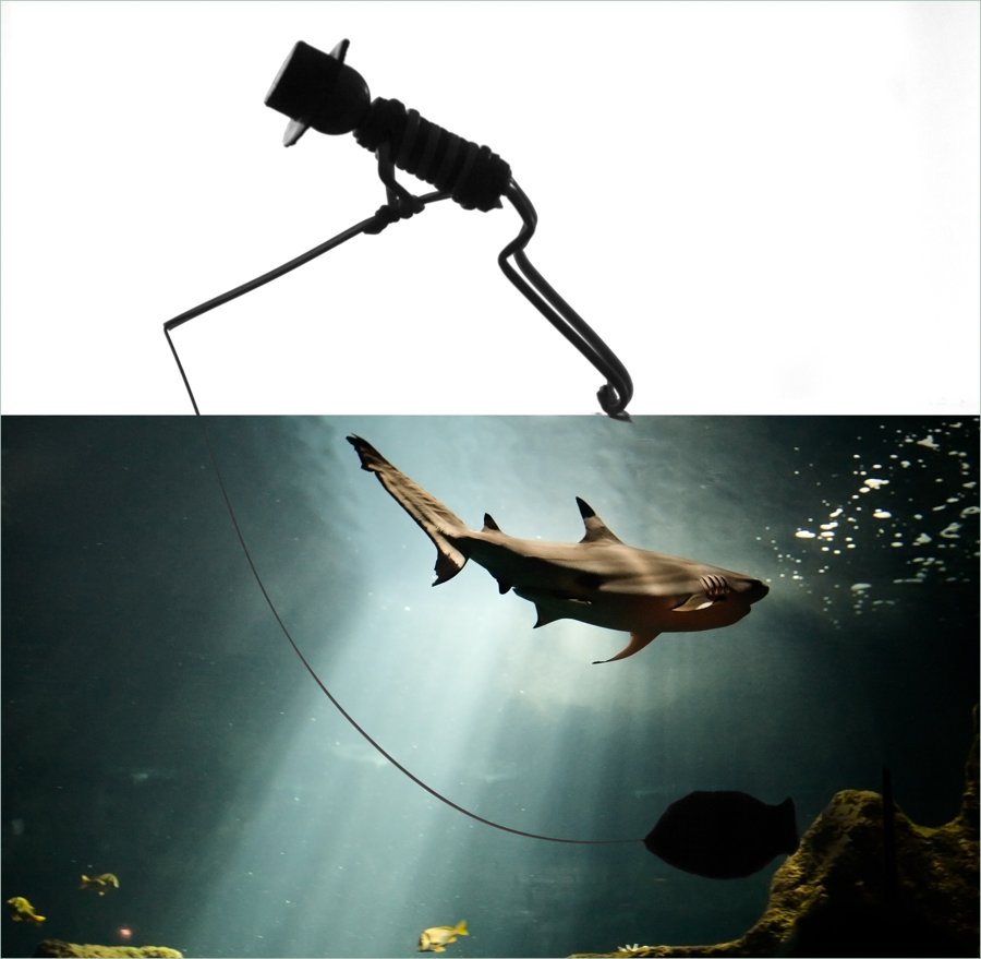 Composición surrealista con una figura y un tiburón